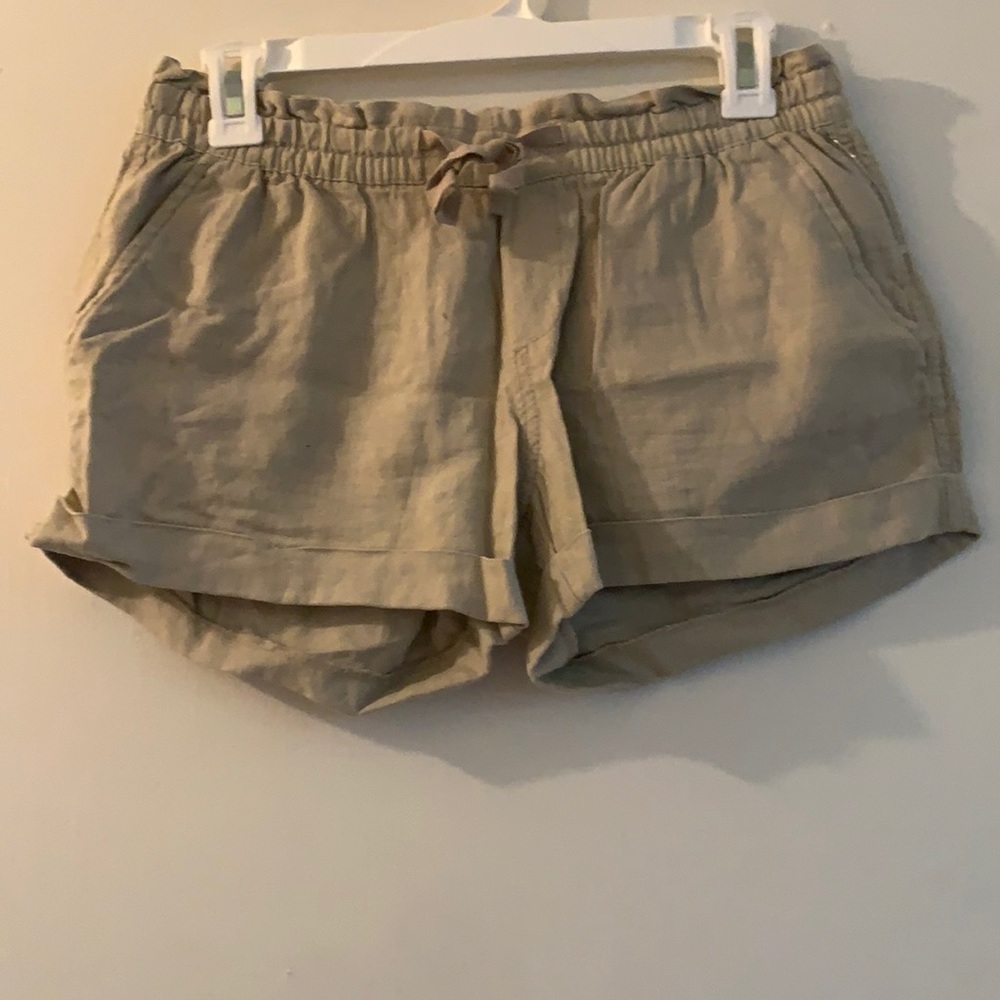 Old navy khaki linen shorts